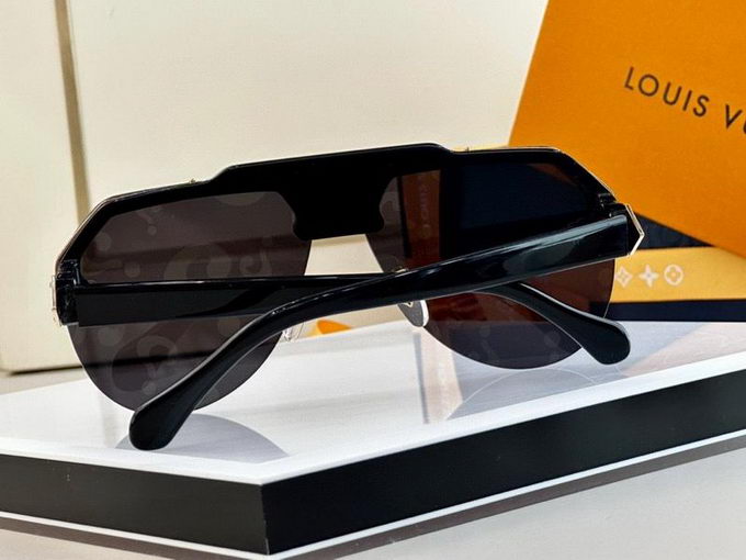 Louis Vuitton Sunglasses ID:20230516-68